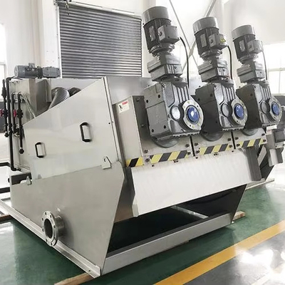 acheter Vente au détail et exploitations agricoles Traitement des eaux usées industrielles Machine de déshydratation des boues à vis avec une productivité de 10 à 15 m3/h online manufacture